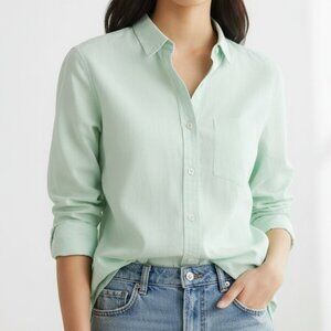 GAP Light Green Casual Button-Down Shirt